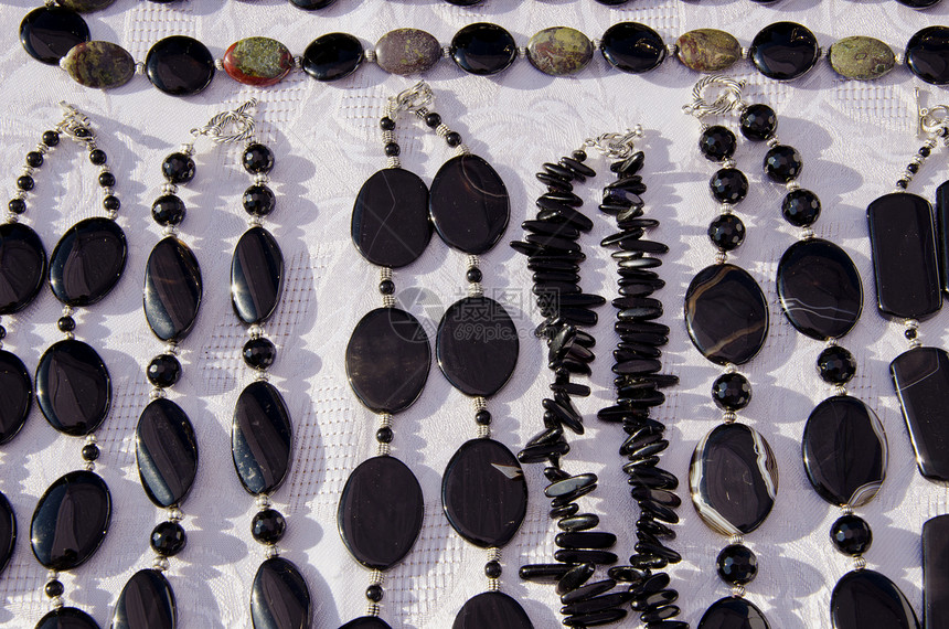 黑黑黑珠宝项链在公平市场销售图片