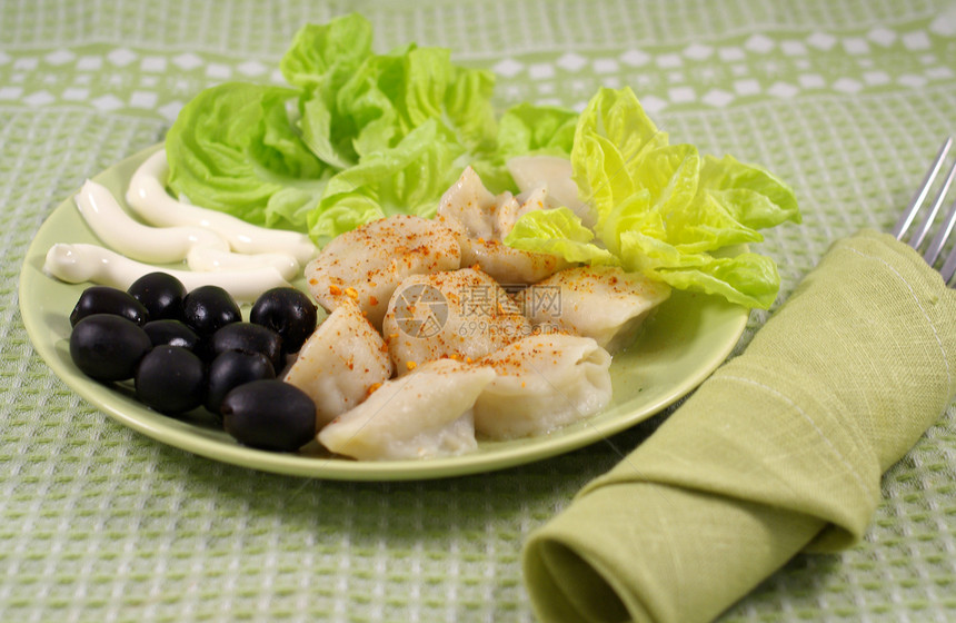 饺子青菜盘子小吃胡椒桌子厨房食物午餐文化美食图片