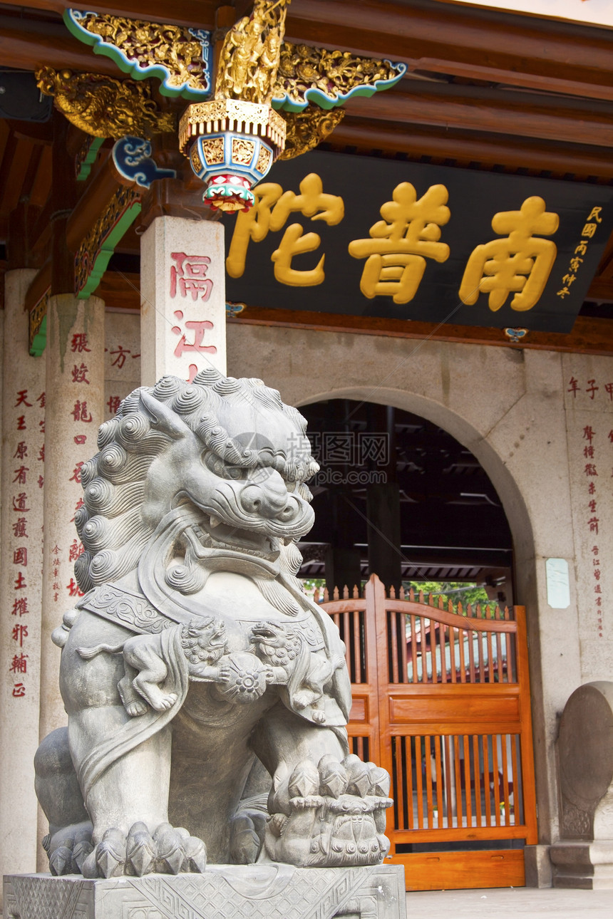 中国Xaimen的南人寺生物寺庙精神建筑纪念碑装饰品入口公园宝塔雕像图片