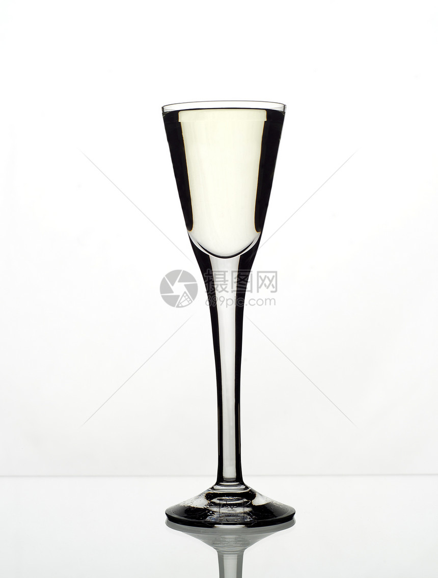 玻璃水瓶酒精阴影生命静物酒杯液体图片