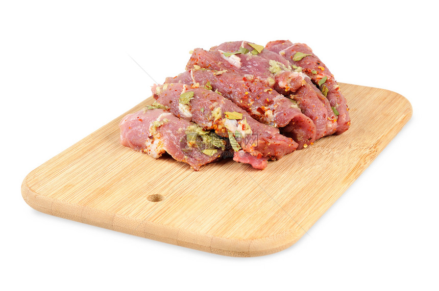 生肉 配香料红色草本植物食物营养鱼片烧烤猪肉木板烹饪牛扒图片