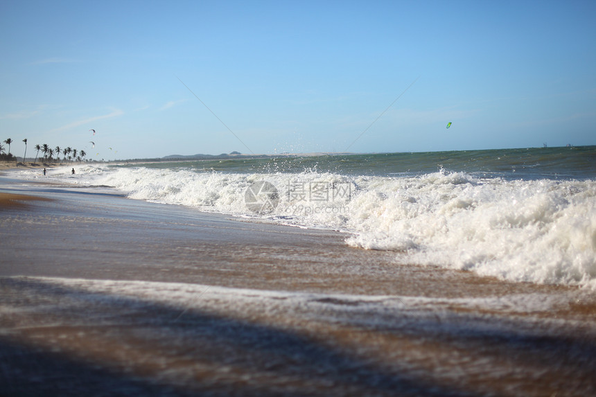 海洋游客地平线海浪享受支撑放松热带场景蓝色旅行图片