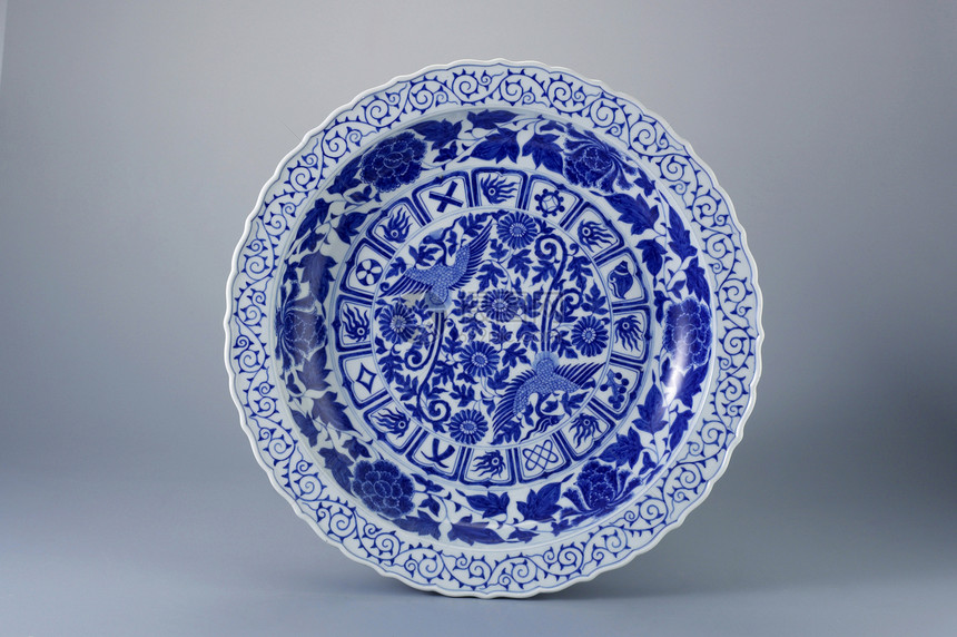 古董制品瓷器商品盘子蓝色风格陶瓷花朵装饰历史图片