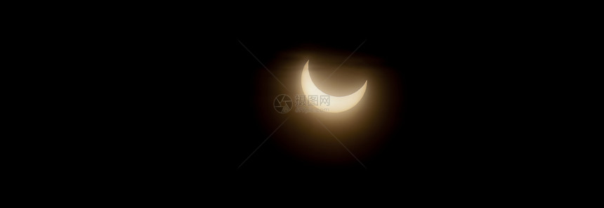 2011年1月4日风景天文学阴影日蚀日食天空太阳自然现象外观图片