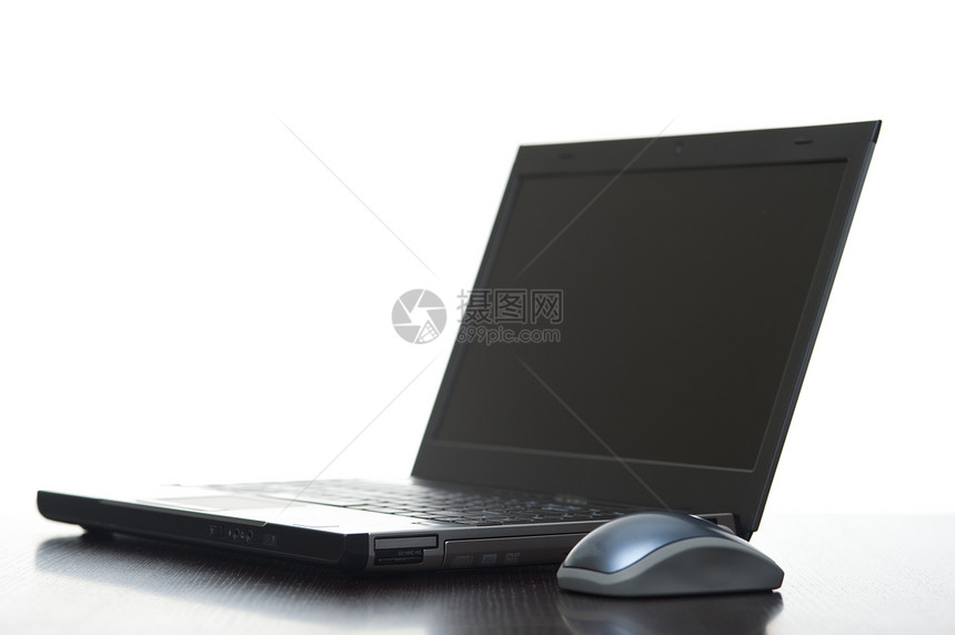 现代计算机计算笔记本互联网电脑白色数据高科技机器图片