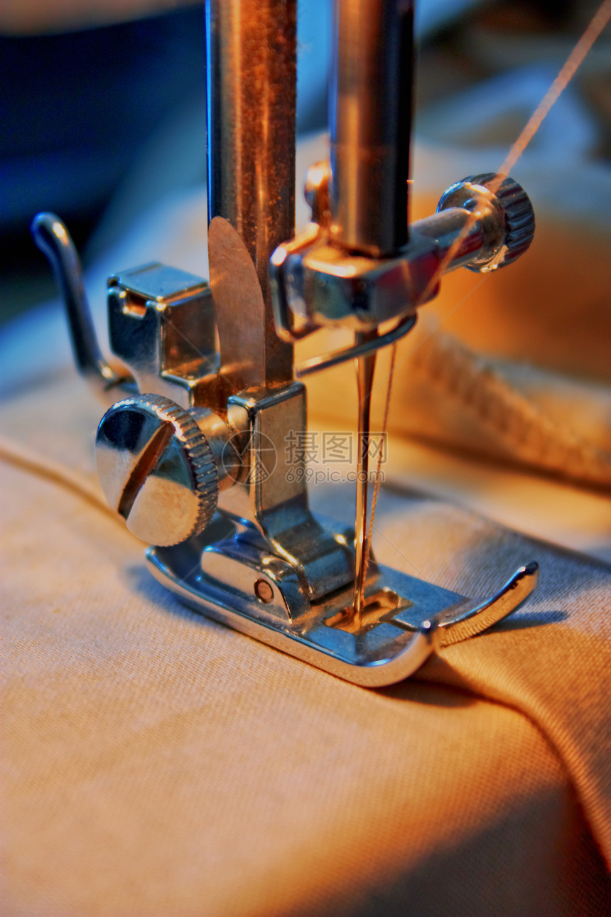 缝纫机拼接工厂织物器具纺织品棉布工艺接缝衣服工具图片