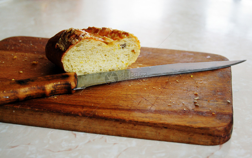 面包和刀刀工作室午餐化合物烹饪碳水早餐小吃包子面粉木板图片