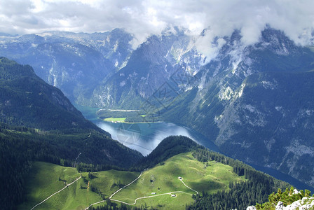 贝希赛加登国王湖宽的高清图片