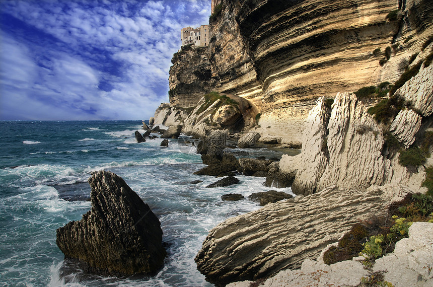 博尼法西奥波浪荒野海岸线冲浪海洋悬崖戏剧性岩石风景地标图片