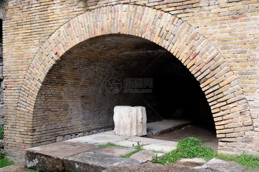 意大利西西里Taormina小罗马剧院古老的砖头拱门图片