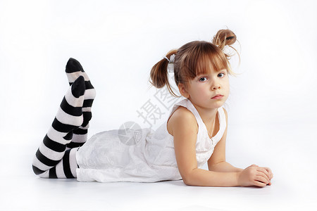 小斑马女孩工作室童年白色青年戏服衣服女性条纹孩子背景图片