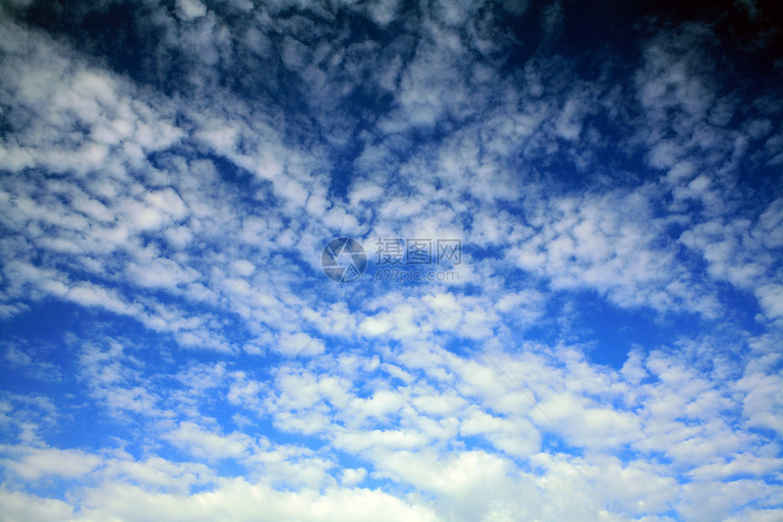 深蓝色白色天空自由天气图片