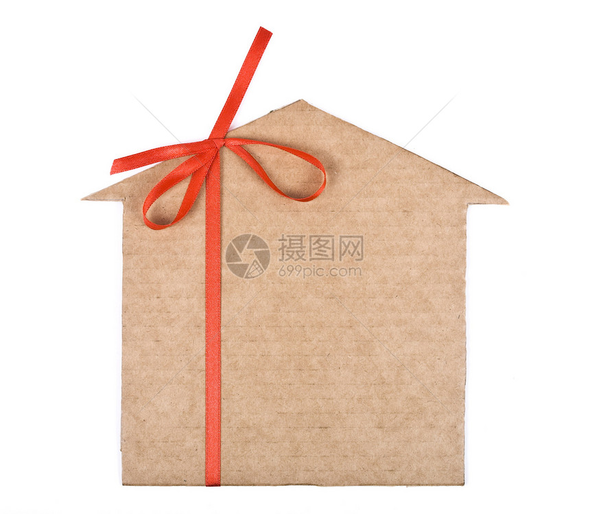 带有红色丝带的纸板房包装市场保险财产礼物贷款房子纸板图片