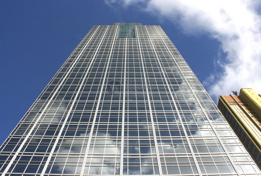 布宜诺斯艾利斯的摩天大楼蓝色玻璃天空财产首都城市市中心房子公寓房地产图片