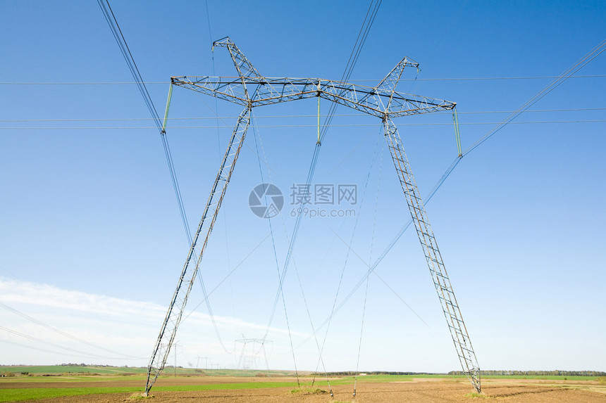 高压电柱公用事业工业变压器力量蓝色活力天空场地电缆电压图片