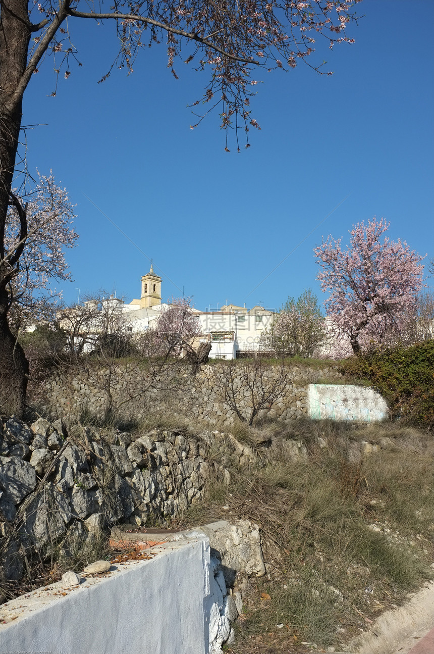 解认风景阳光农村晴天山脉图片