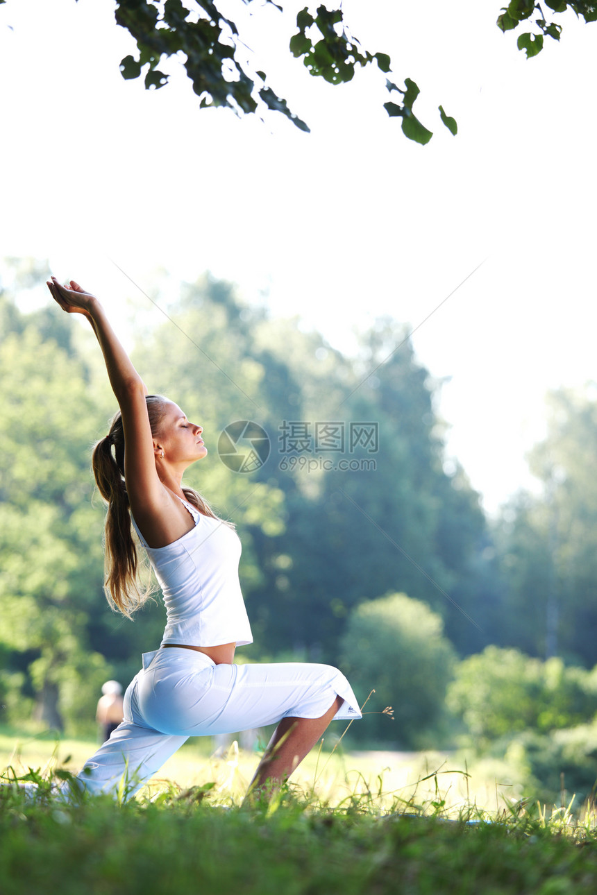瑜伽身体活力姿势饮食平衡女性娱乐女孩微笑女士图片