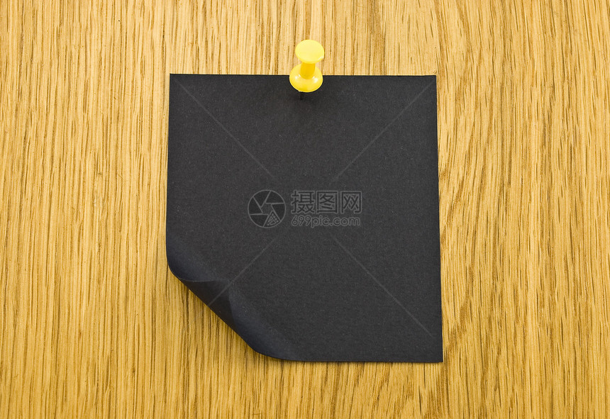 木木背景上的黑色黑白标签邀请函市场销售木头回收礼物商业包装缠绕笔记图片