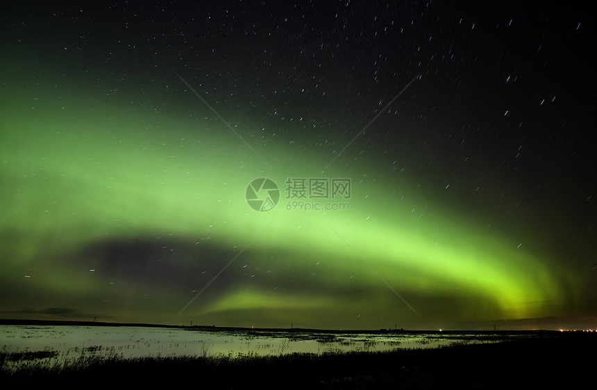 加拿大 萨斯喀彻温省天空天文学北极光北极星磁层星星粒子场地宇宙绿色图片