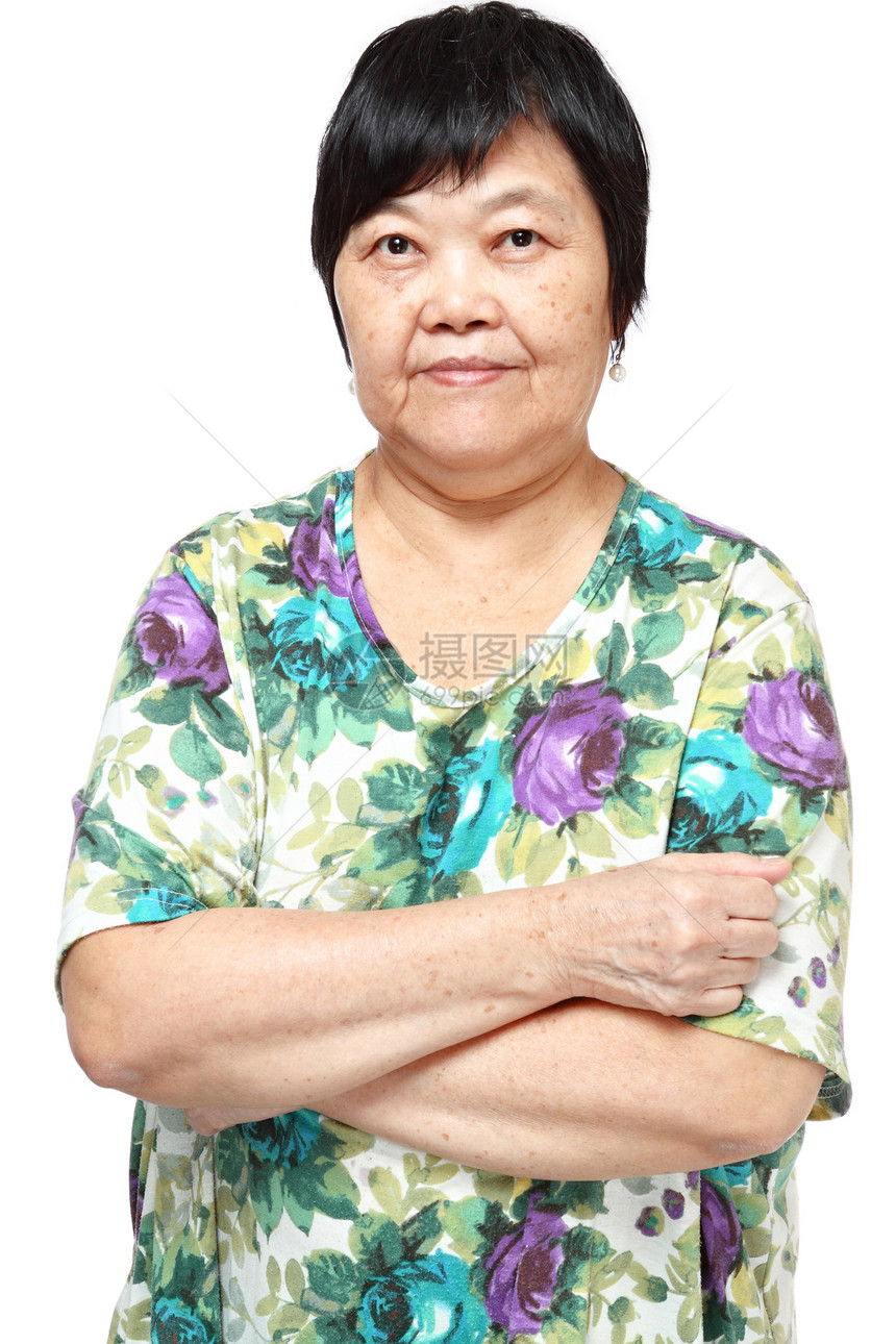 白背景的亚洲女性退休微笑祖母女士老年头发关爱长老白色母亲图片