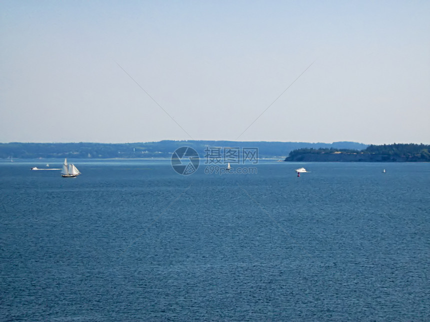 水上船只游艇海岸线旅行海岸航行风景摩托艇汽艇大篷车国家图片