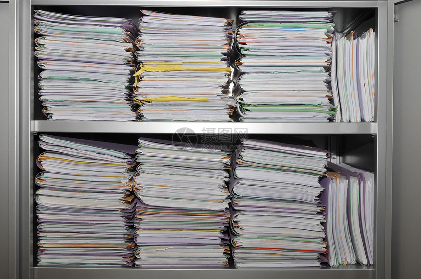 许多文件夹堆叠图片