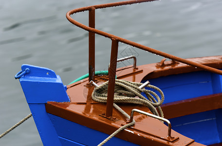 渔船海洋绳索港口背景图片