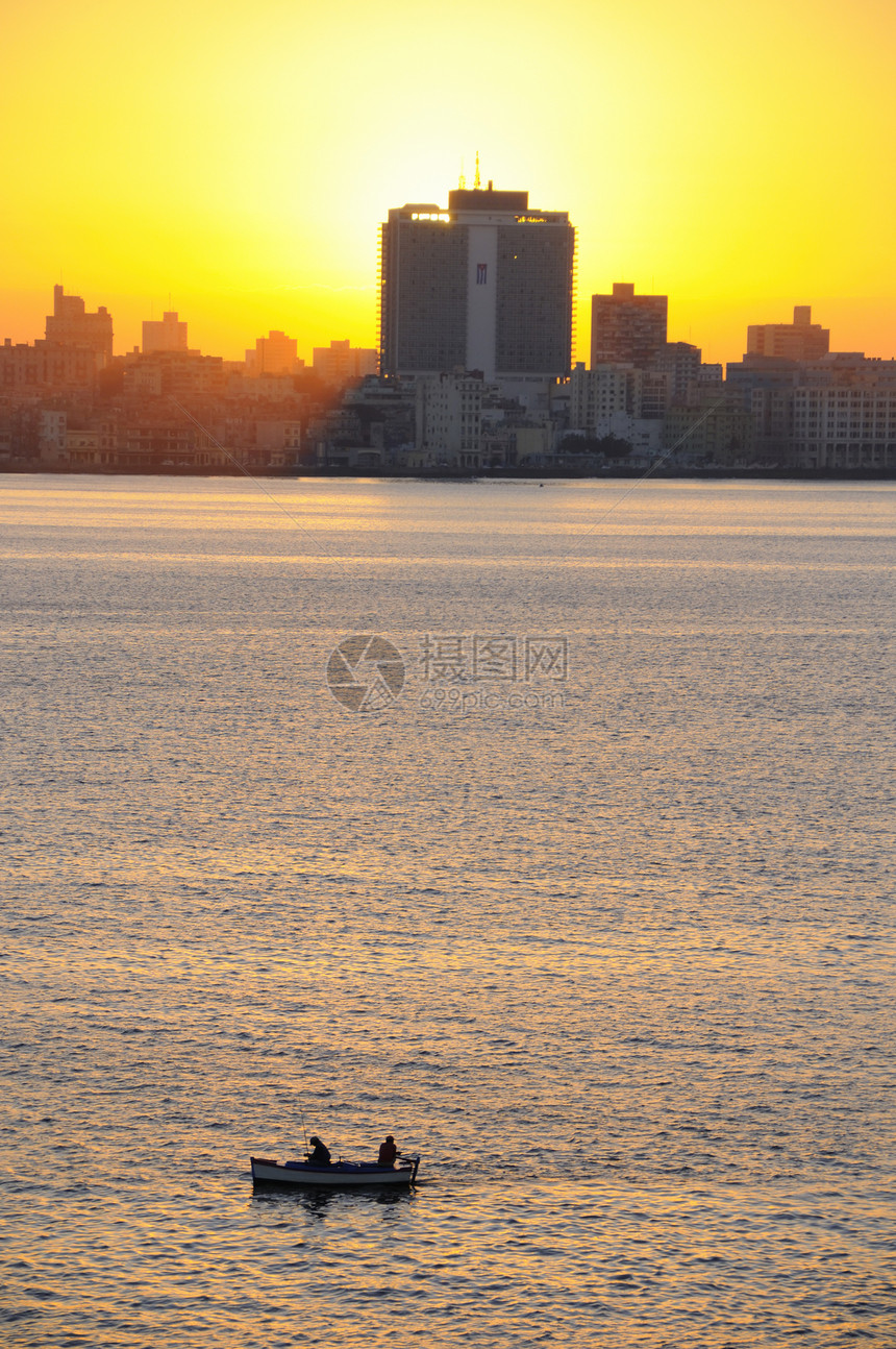 哈瓦那天际场景涟漪海洋横梁城市景观热带日落风景建筑学图片