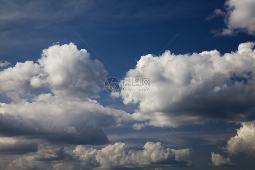 蓝色天空 白云季节天气空气季节性多云天蓝色风景天堂水平积雨图片