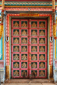 兰加那斯瓦米印度教寺庙门 斯里兰加那特哈斯瓦米圣殿 蒂鲁奇拉帕亚利背景