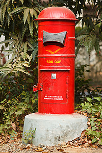 印度信箱字母邮政红色邮件邮箱背景图片