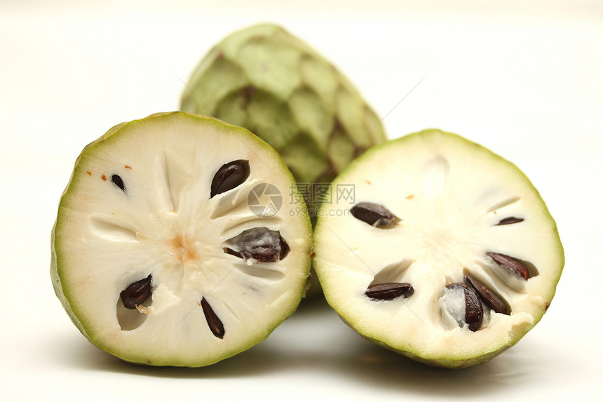 孤立的切罗莫亚水果食物绿色种子营养荔枝热带维生素白色图片