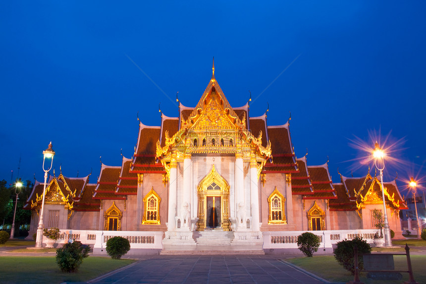 美丽的泰国寺庙大理石宗教地标天空假期旅游精神连体旅行历史性图片