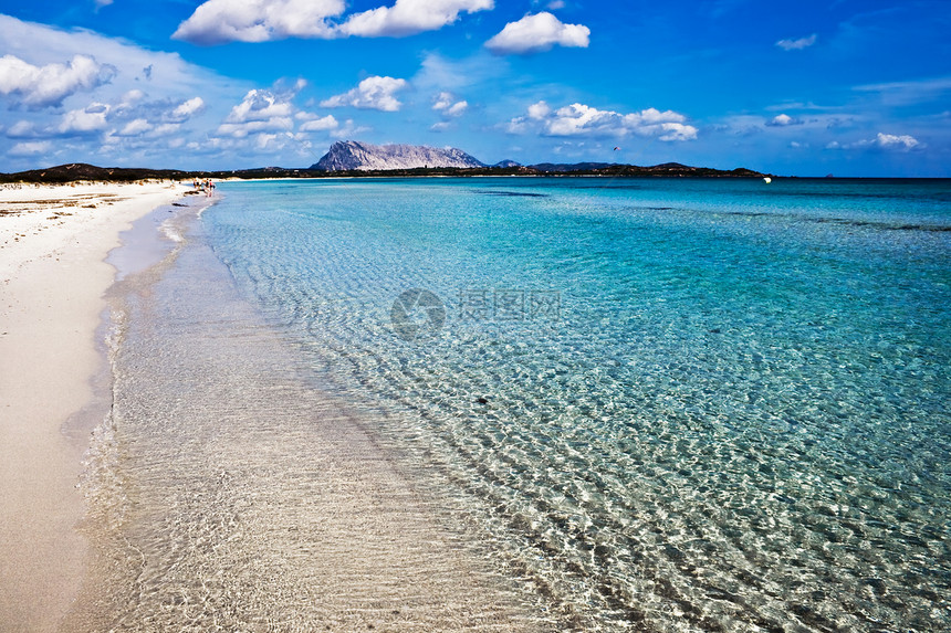 撒丁岛旅游波纹假期蓝色海洋享受游泳海岸阳光反射图片