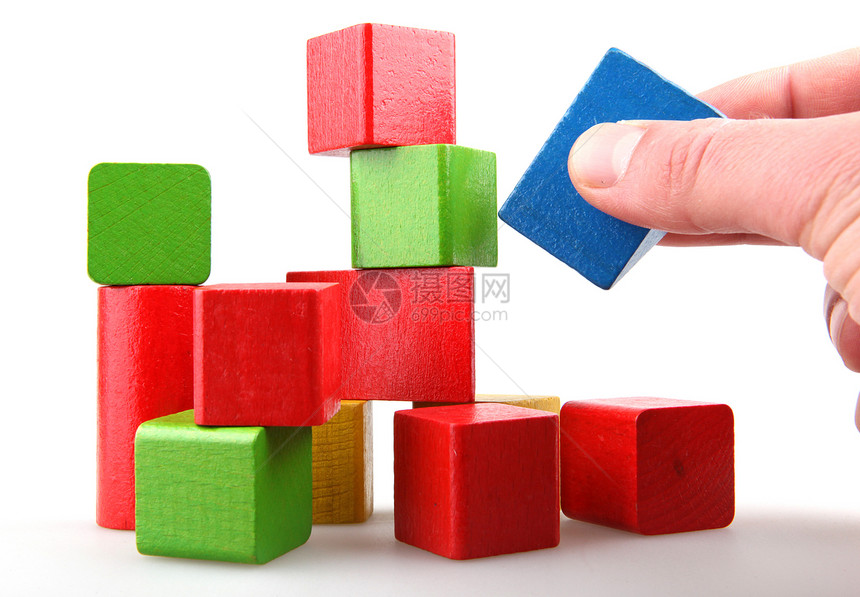 木制构件红色婴儿期蓝色白色构造建筑物孩子玩具黄色童年图片