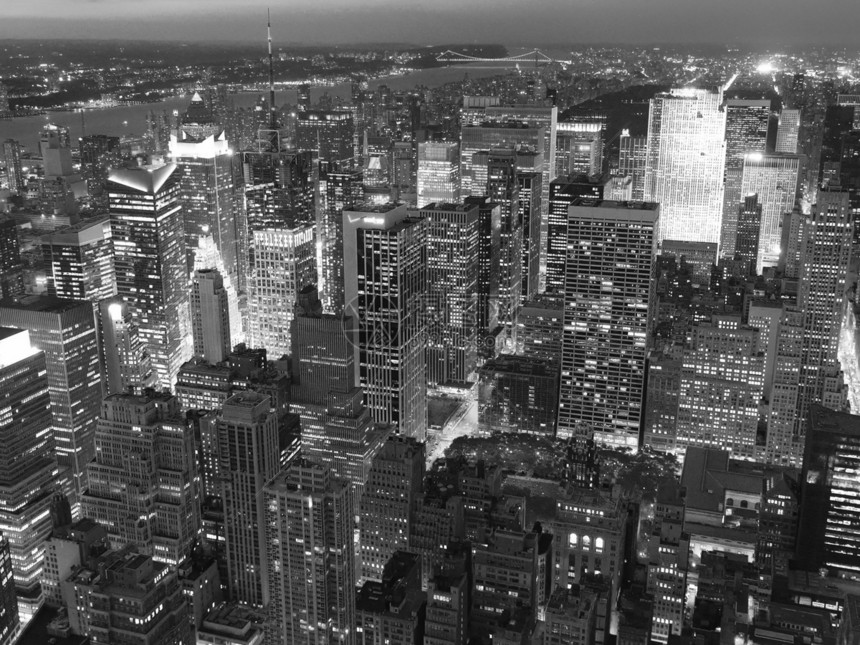 纽约市夜景之夜交通天空力量摩天大楼商业地标办公室日落建筑物天际图片