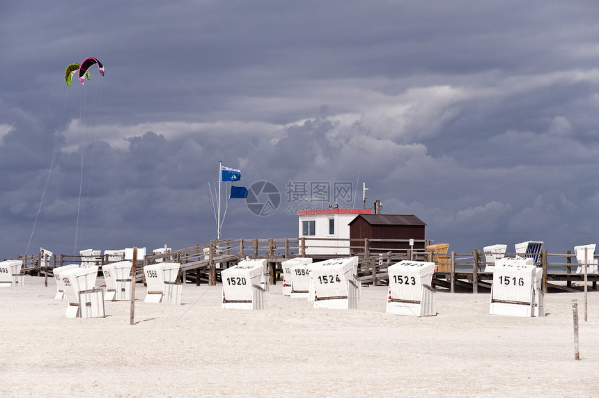圣彼得湾海滩海岸闲暇沙滩娱乐戏剧性风暴地平线天空天气假期图片