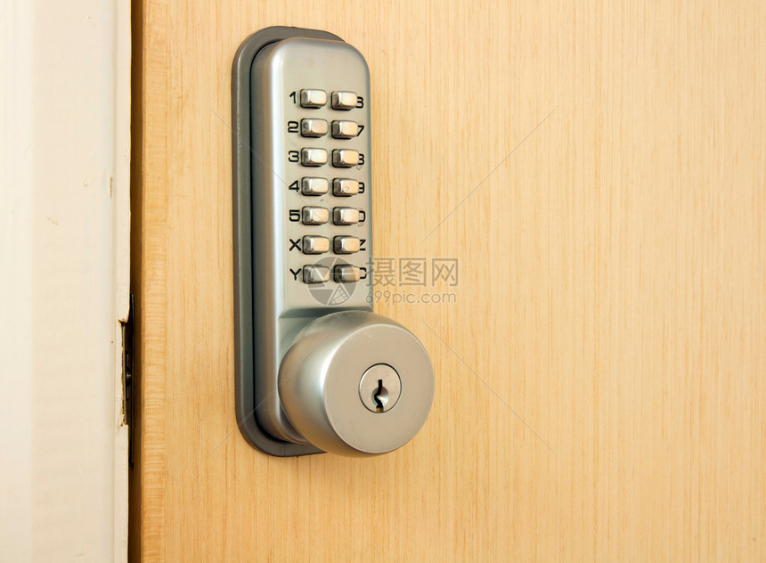 门锁锁定授权拨号木头准入按钮金属控制安全密码实验室图片