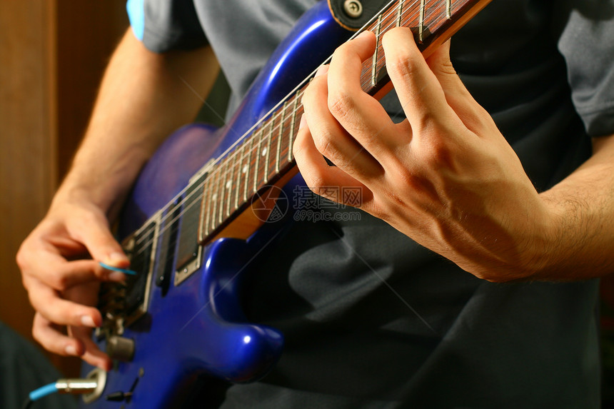 吉他独奏笔记音乐会爵士乐男人记录工作室木头玩家音乐蓝调图片