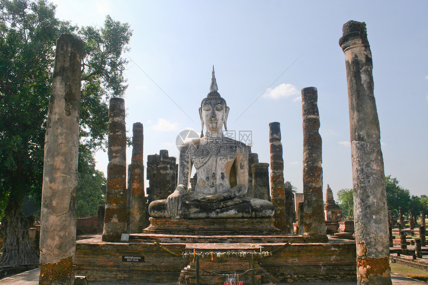 泰国Sukhothai历史公园智慧地标宗教宝塔森林佛教徒文化废墟石头建筑学图片