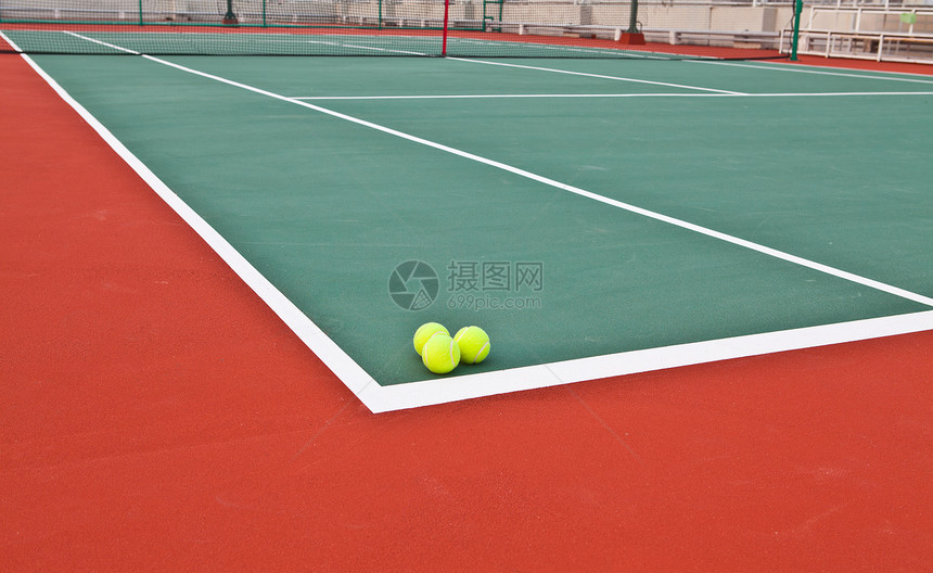 球底线网球场闲暇服务训练娱乐游戏玩家竞赛竞争球拍网球图片