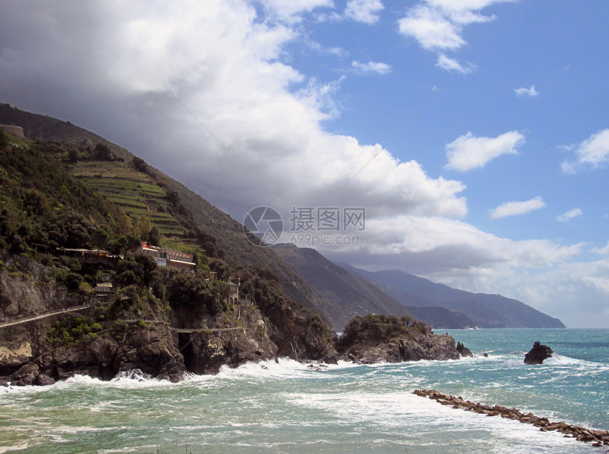 意大利蒙特罗索房子海滩风景村庄旅行悬崖海岸建筑学旅游海岸线图片