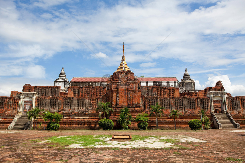 Ayutthaya的Nakornluang城堡图片