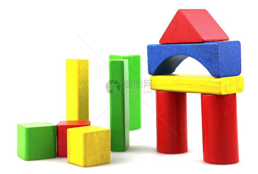 木制构件白色立方体绿色蓝色木头构造黄色孩子建筑物玩具图片