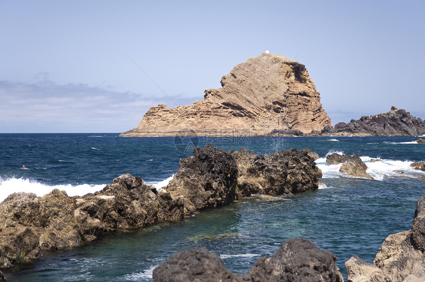 马 提拉小岛海岸旅游泡沫悬崖海洋旅行岩石水池山脉图片