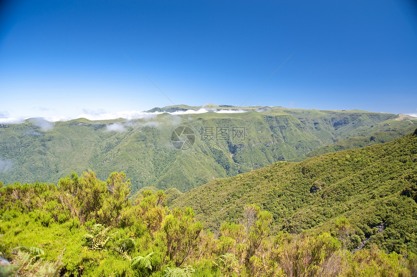 马 提拉全景小岛山脉爬坡旅行远足旅游阳光阴影丘陵图片