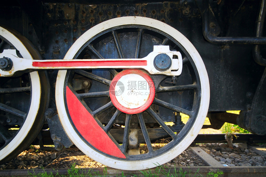 火车轮运动技术铁路引擎蒸汽白色管子红色机车黑色图片