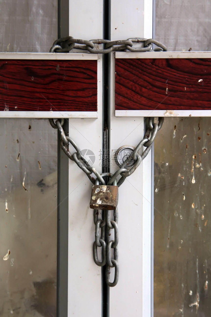关键孔门入口装饰品房子木头闩锁金属宏观安全隐私锁孔图片