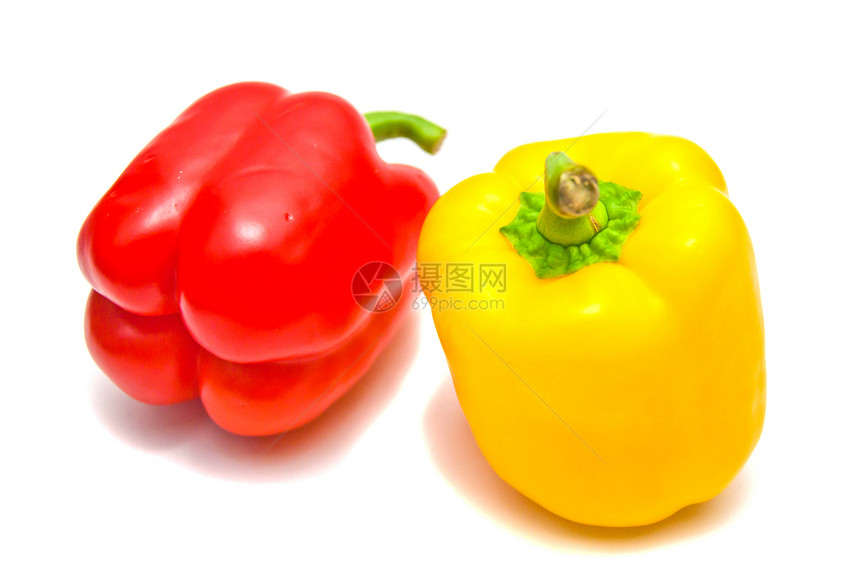 白色的红胡椒和黄辣椒图片