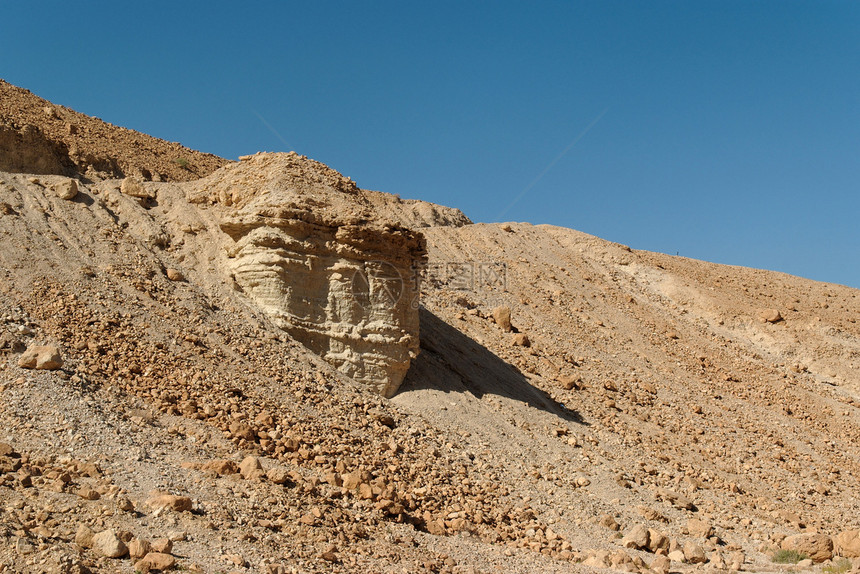 石头沙漠中的风采岩石图片